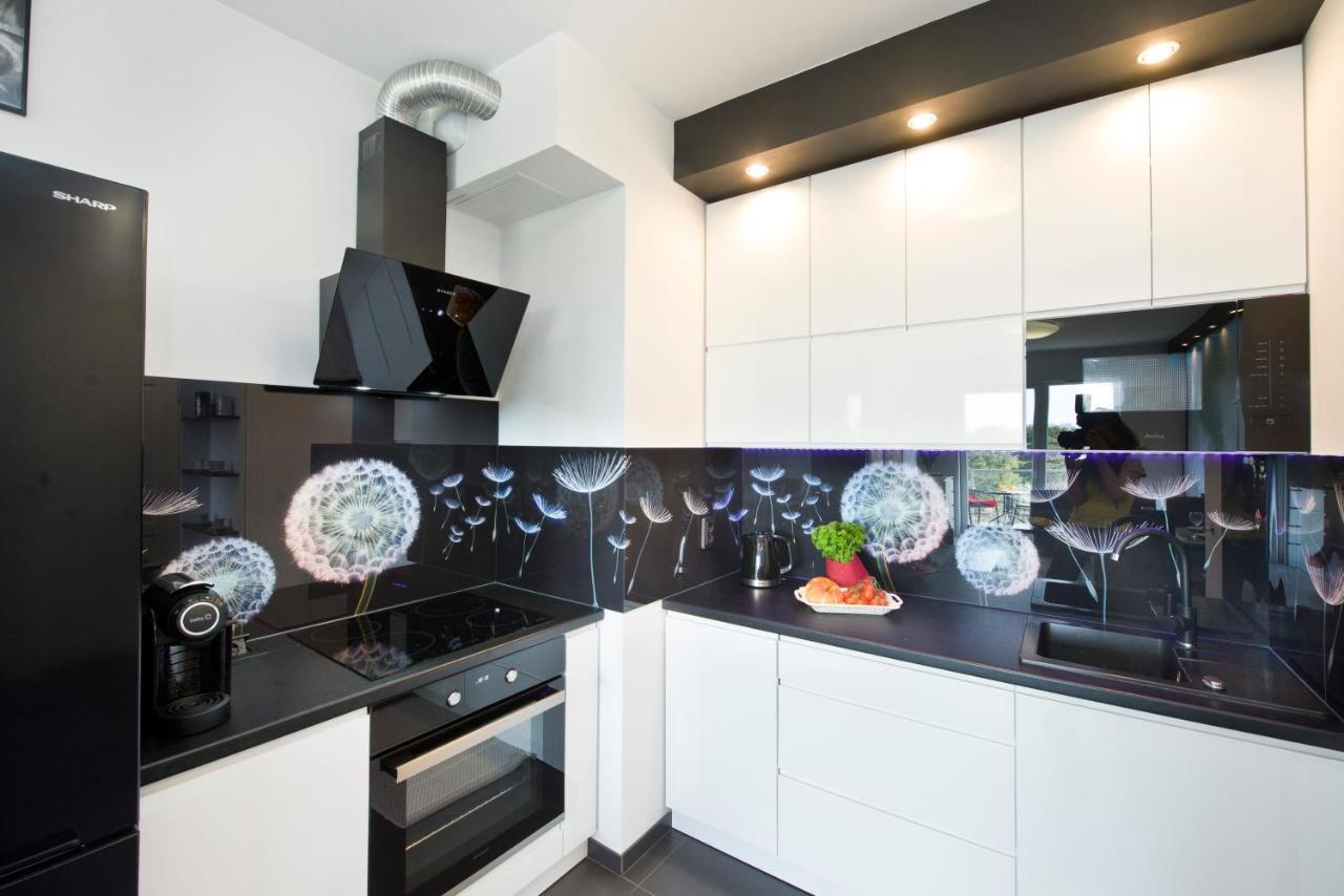 Pomorskie Apartamenty Baltica Towers Гданск Екстериор снимка